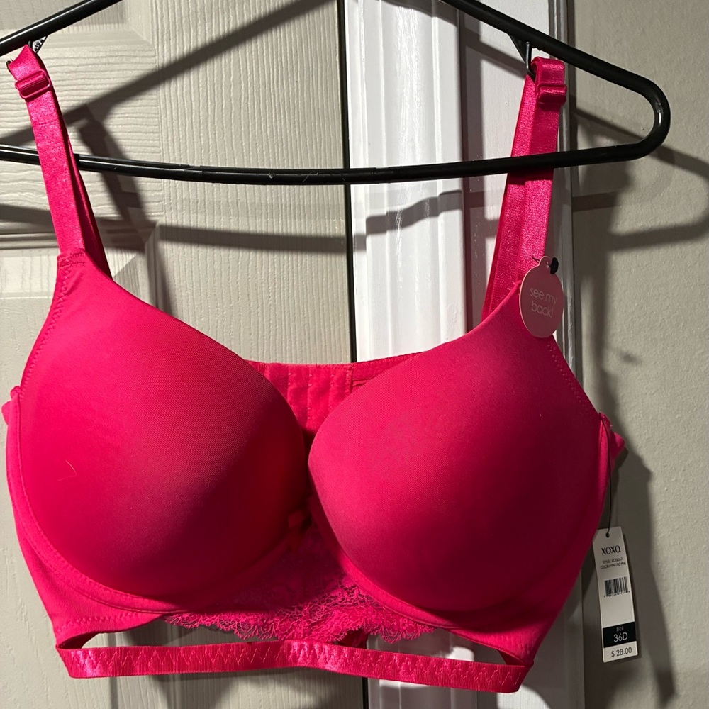 XOXO Women's Vibrant Pink Bra
